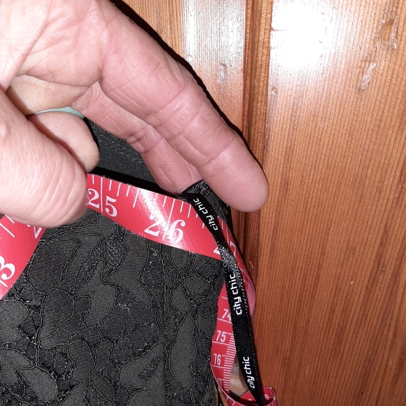 Dress - Picture 2 of 3